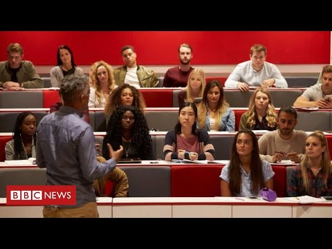 Lecturers fear coronavirus 'disaster' ahead of university return- BBC News