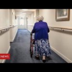 Coronavirus: anger over huge death toll in “abandoned” care homes – BBC News