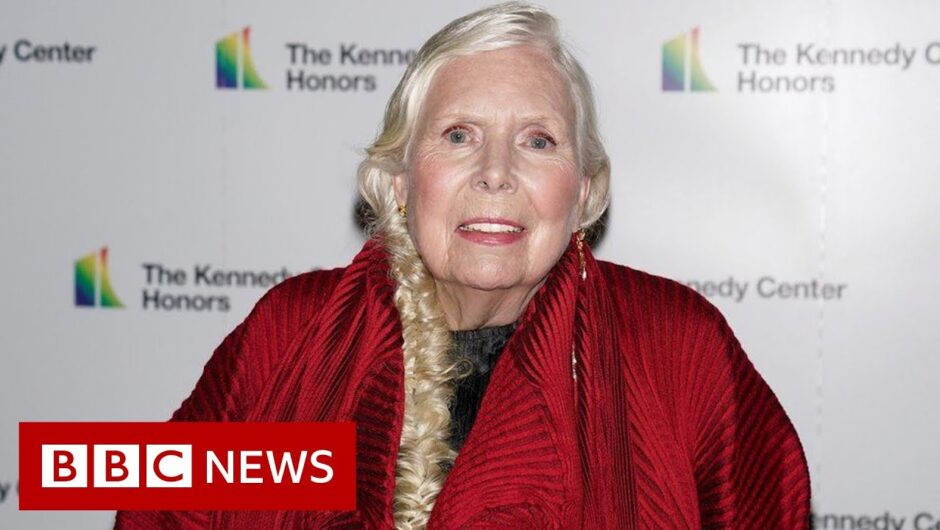Singer Joni Mitchell wants songs off Spotify in Covid row – BBC News